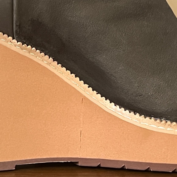 Toms Raven Wedge Ankle Booties - Picture 7 of 10